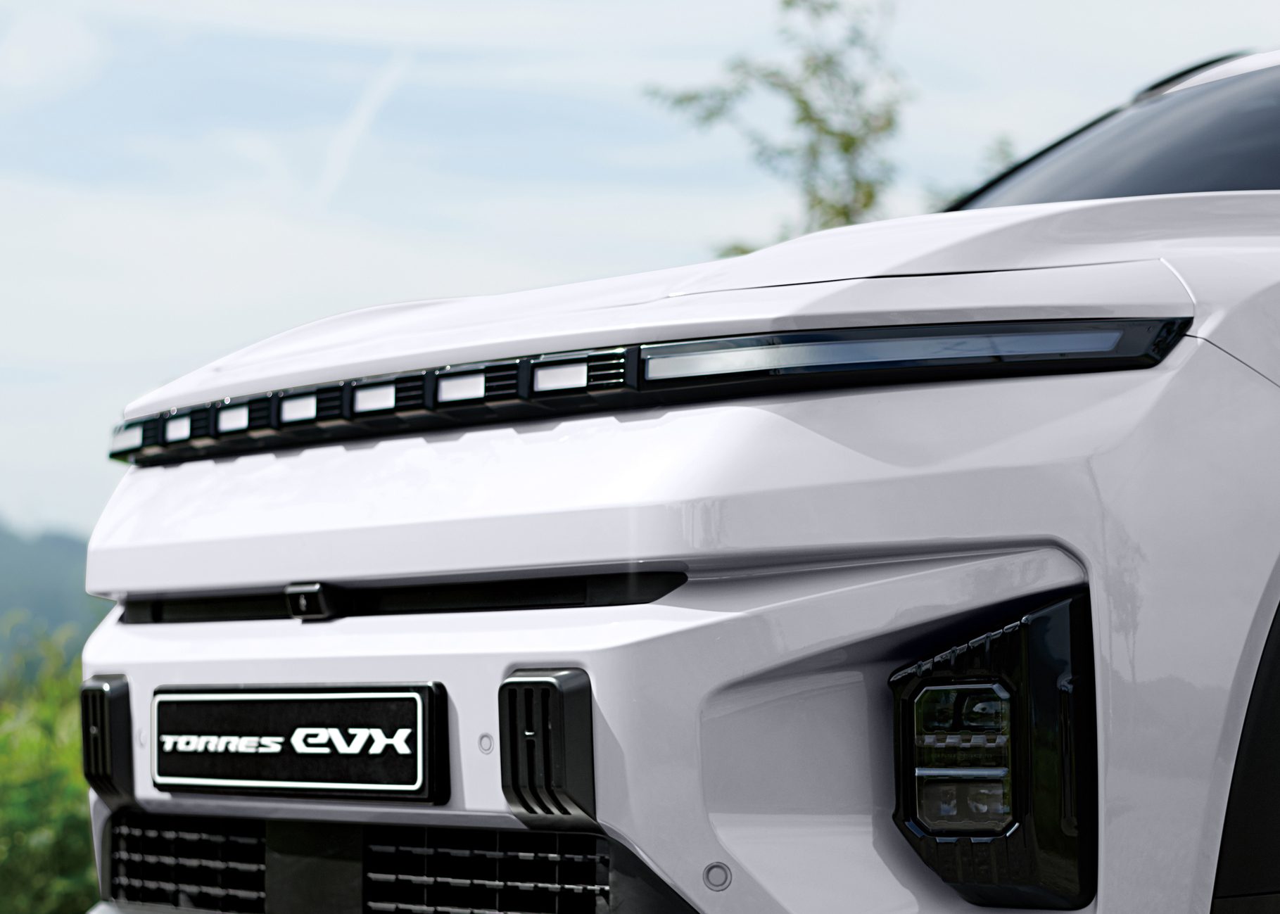 Kgm Torres Evx Design Exterior Daytime Lights